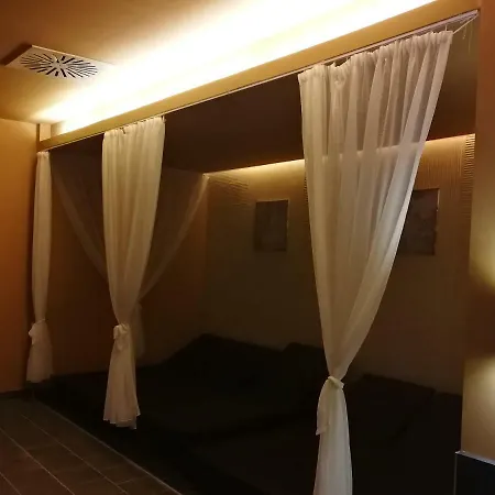 Apartment Hommax Apartman Aquapolis *